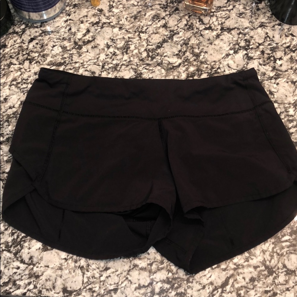 Lulu lemon running shorts
